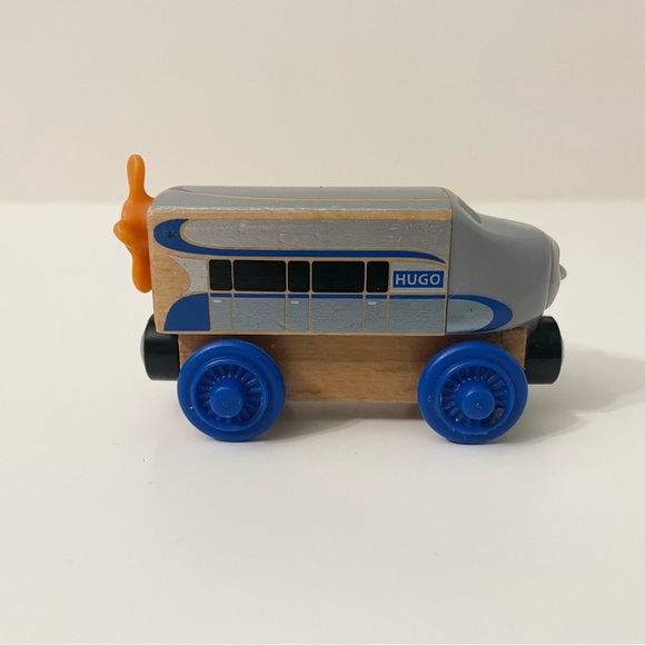 Thomas & Friends Wooden Hugo Train - Picture 3 of 13